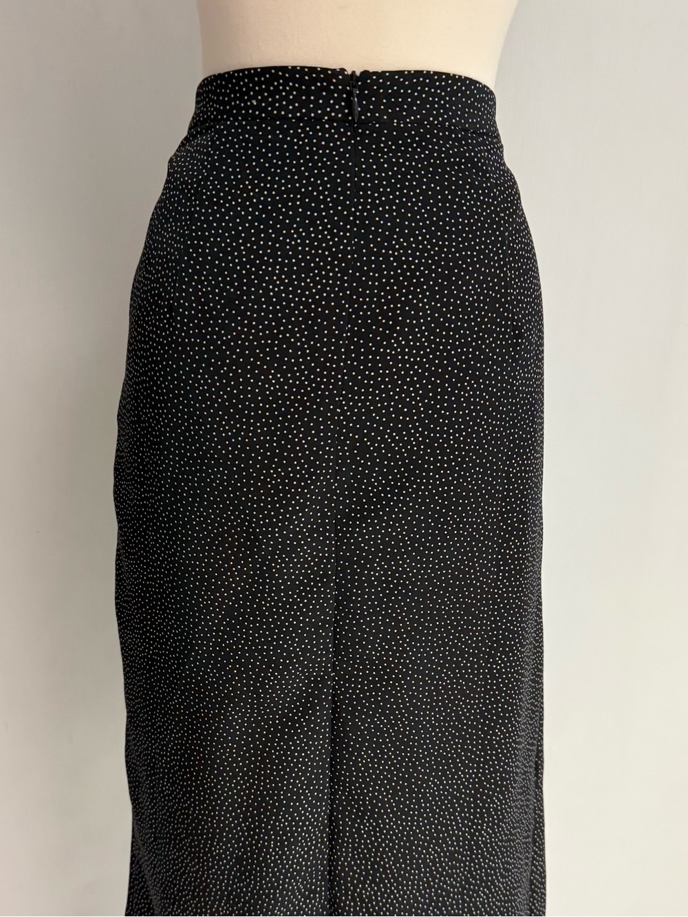 BANANA REPUBLIC Black and White Polka Dot Midi Skirt NWT - Picture 6 of 7